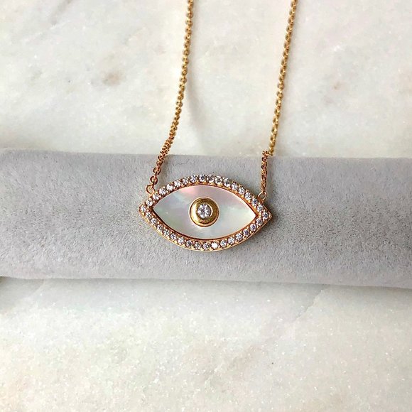 Ivy Eye Necklace - Picture 3 of 3